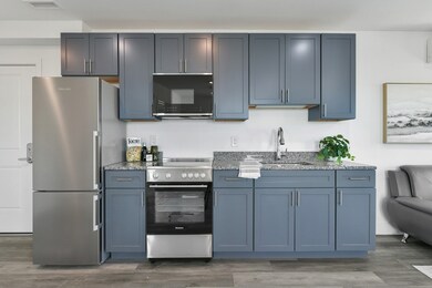 585 Essex St unit 516, Lynn, MA 01901 - photo 5