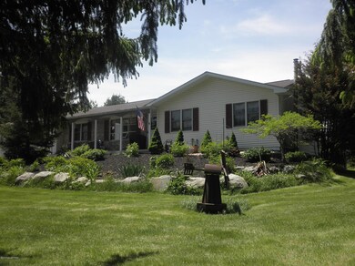 1117 Clear View Dr, Saylorsburg, PA 18353 - photo 4