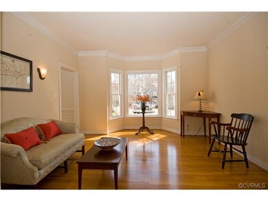 Beautiful Living Room, with hardwoods, lots of nat