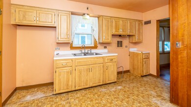 1550 Oakwood Ave, Des Plaines, IL 60016 - photo 7