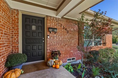 7340 Wake Forrest Dr, Dallas, TX 75214 - photo 3