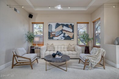 322 W Knight Ln, Tempe, AZ 85284 - photo 7