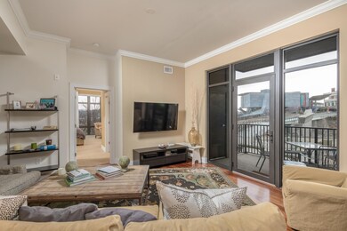 129_Walnut_St_Unit_244_06