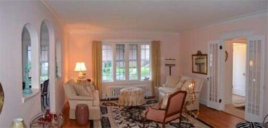 37 Lindbergh Ave, Holyoke, MA 01040 - photo 4