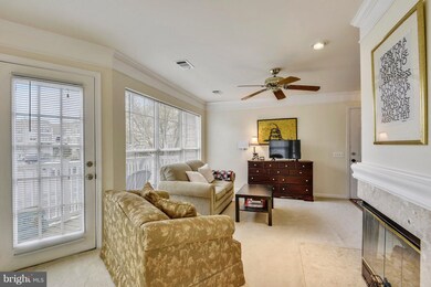 8204 Catbird Cir unit 201, Lorton, VA 22079 - photo 5
