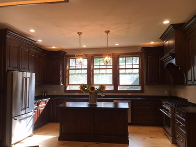 110 E Village Cir, Wilmington, VT 05363 - photo 5