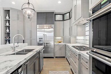 1614 Glourie Dr, Houston, TX 77055 - photo 4