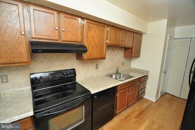 9025 N Laurel Rd unit C, Laurel, MD 20723 - photo 5