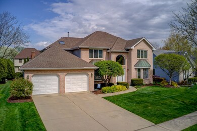 3716 Lawrence Dr, Naperville, IL 60564 - photo 2