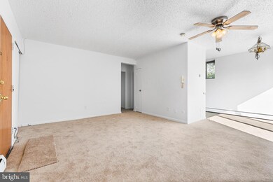 100 E Glenolden Ave unit R19, Glenolden, PA 19036 - photo 4