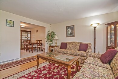 127 Mylod St, Walpole, MA 02081 - photo 4