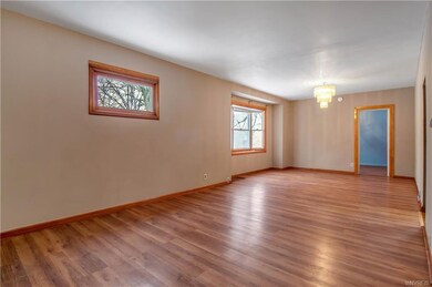 112 Fredericka St, North Tonawanda, NY 14120 - photo 6