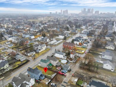 1011 Sullivant Ave.