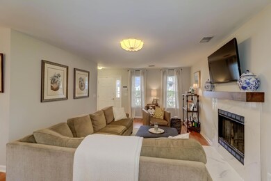 2433 Chatelain Way (7)
