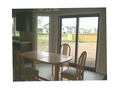 Kitchen Eating Area