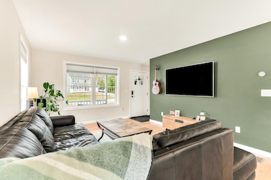 39 Ida Cir, Rochester, NH 03868 - photo 5