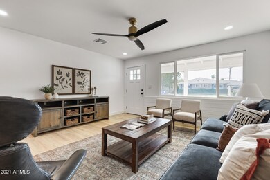 2423 N 69th St-7