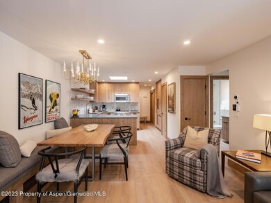 MLS - 205 E Durant Street - Photo-5