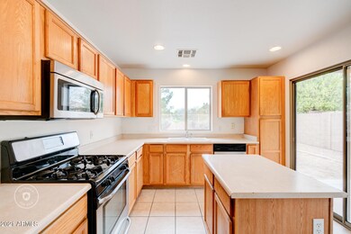 9352 W Deanna Dr, Peoria, AZ 85382 - photo 6