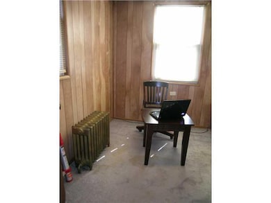 Computer Room. Small Den/Computer Room off Dining 