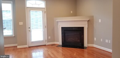 913 Hidden Marsh St, Gaithersburg, MD 20877 - photo 7