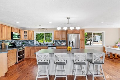 Open kitchen and great room