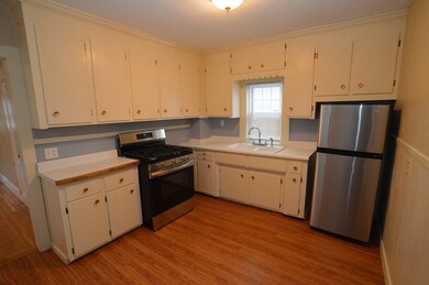 18 Howard St unit 1, Salem, MA 01970 - photo 2