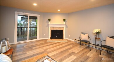 9721 Bristonwood Dr W unit 11C, University Place, WA 98467 - photo 4