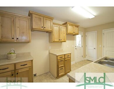 Kitchen. **Photos of similar finished unit**