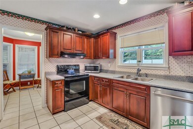 Spacious Kitchen