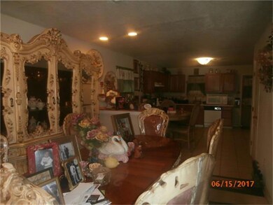 8414 Williamsdell St, Houston, TX 77088 - photo 4