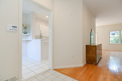 327 Bishops Forest Dr, Waltham, MA 02452 - photo 4