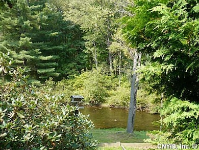 Exterior Back. A nature lover s paradise, minutes 