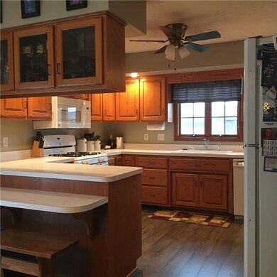 858 Deerfield Rd, Anderson, IN 46012 - photo 7