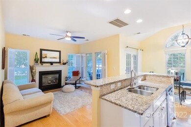 12722 Green Ashe Dr, Huntersville, NC 28078 - photo 5