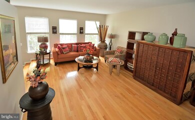 2515 James Monroe Cir, Herndon, VA 20171 - photo 5