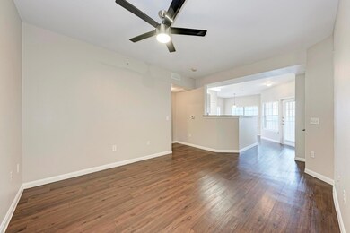 2320 Gracy Farms Ln unit 633, Austin, TX 78758 - photo 7