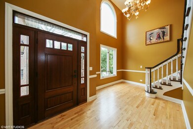 unlisted-address, Elmhurst, IL 60126 - photo 3