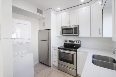 930 SW 24th Ct unit B, Miami, FL 33135 - photo 5