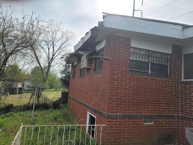 Photo in 1852 Old Savannah Rd - Google P