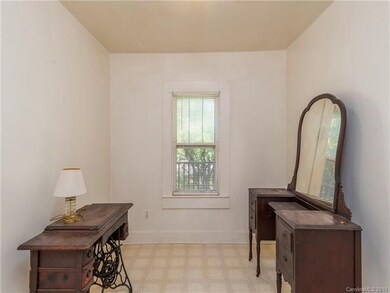 50 Newfound Rd, Asheville, NC 28806 - photo 7