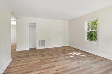 1639 NE Ashley School Cir, Winston Salem, NC 27105 - photo 4