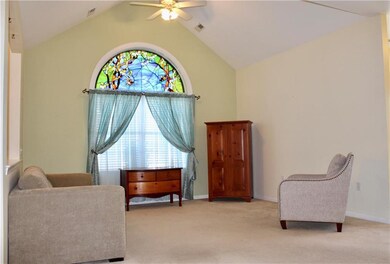 4869 Derby Ln, Macungie, PA 18062 - photo 7