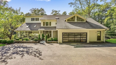 6 Nutcracker Ln, Westport, CT 06880 - photo 2