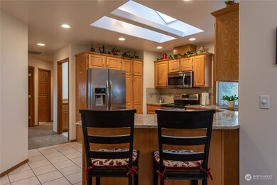 5205 53rd St W unit 205, University Place, WA 98467 - photo 5