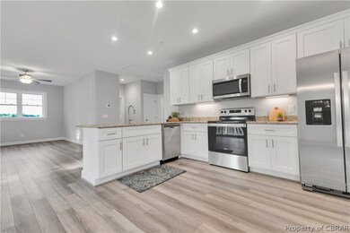 Beautiful, Open Kitchen with shaker style cabnetry