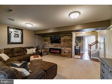 176 S Savanna Dr, Pottstown, PA 19465 - photo 3