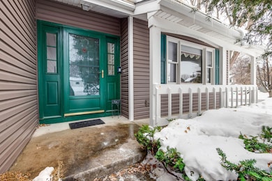 unlisted-address, Grayslake, IL 60030 - photo 3