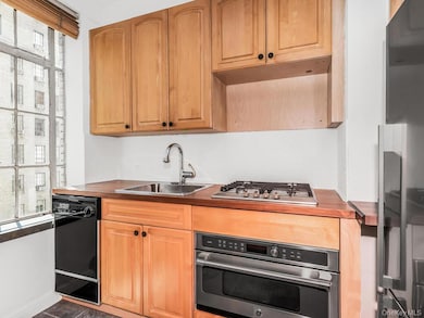 Parc Vendome unit 5F, New York, NY 10019 - photo 7