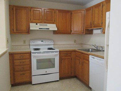 332 Parkside Rd unit 17, New London, NH 03257 - photo 3